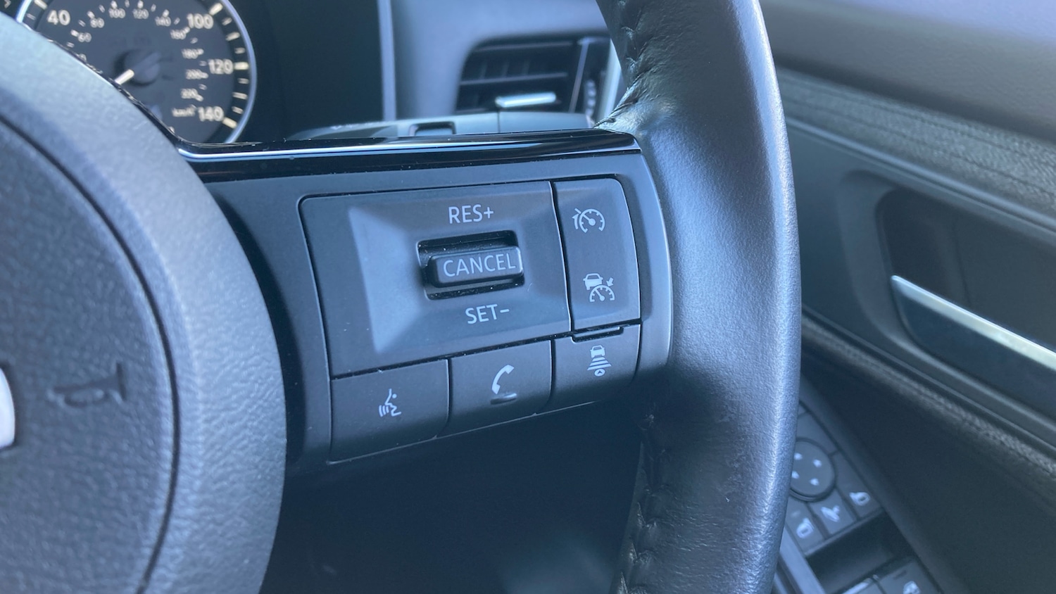 Used Nissan X-Trail 2024 for sale - 78109230: Photo 23