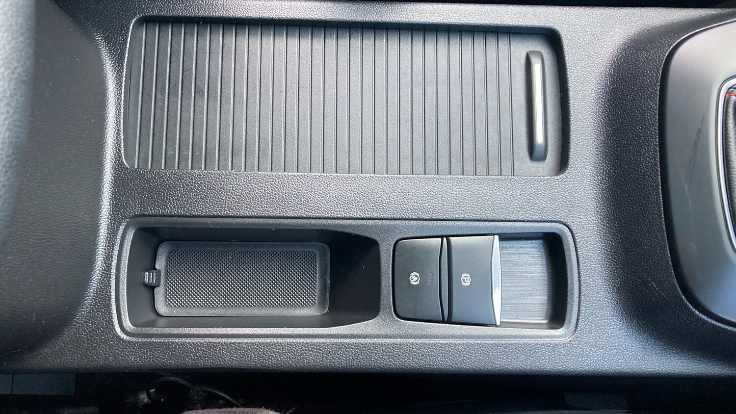 Used Ford Kuga 2020 for sale - 77494606: Photo 35