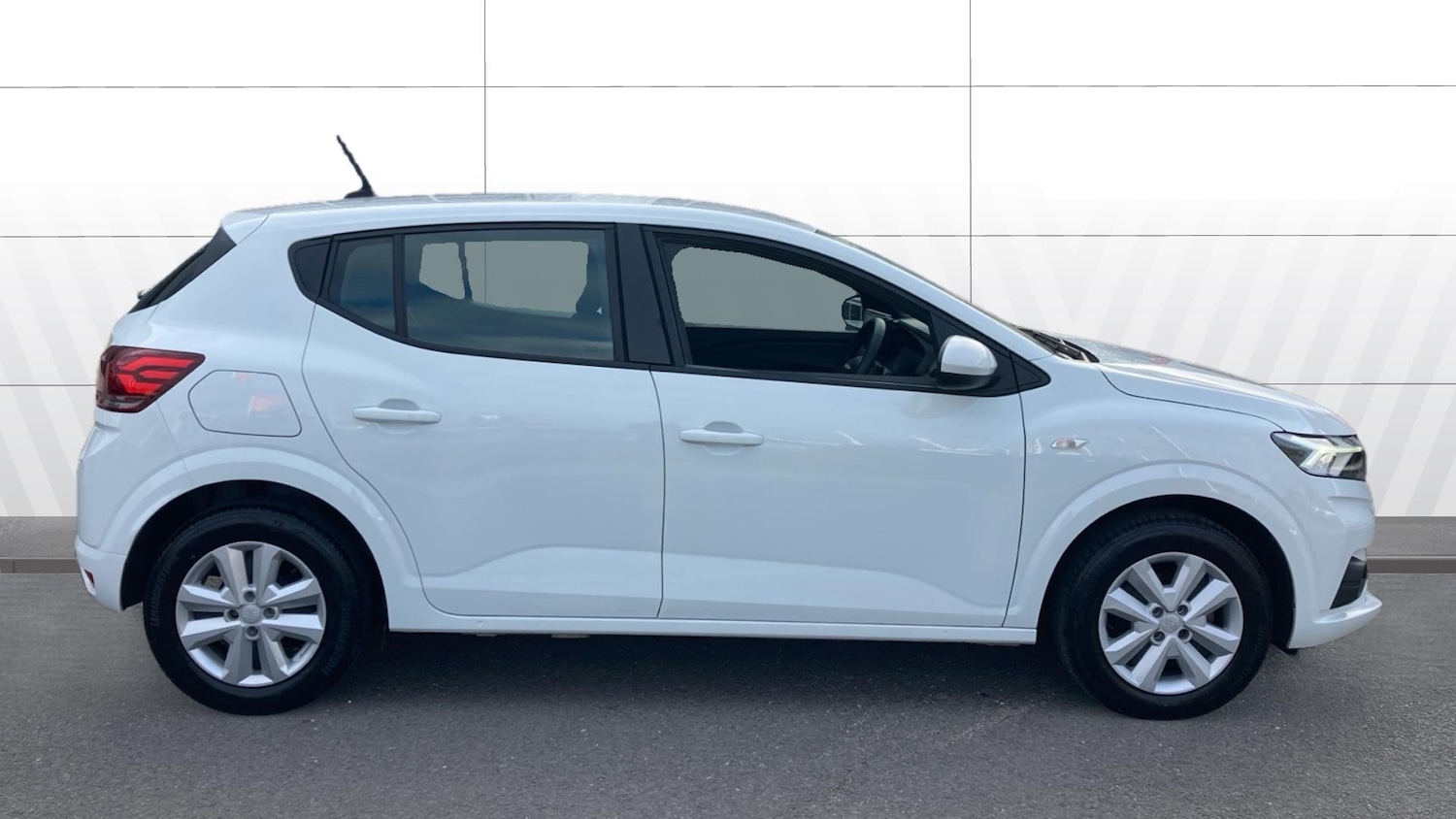 Used Dacia Sandero 2023 for sale - 76477184: Photo 5