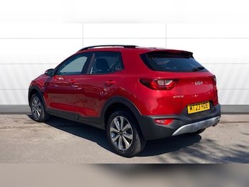 Used Kia Stonic 2023 for sale - 79403781: Photo
