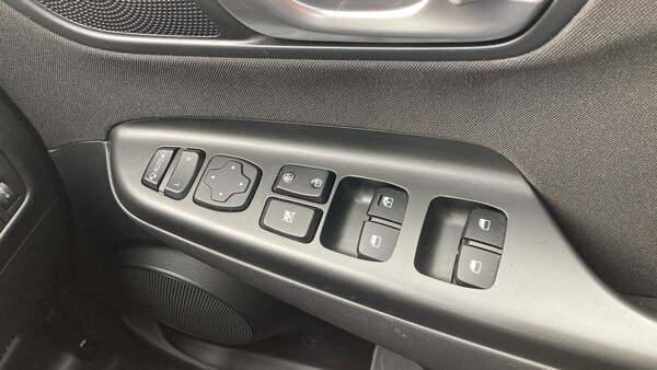 Used Hyundai KONA 2022 for sale - 76219646: Photo 27