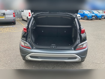 Used Hyundai KONA 2022 for sale - 76219646: Photo 4