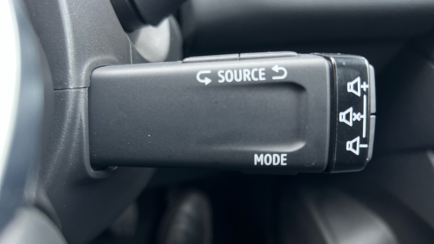 Used Renault Captur 2022 for sale - 77998243: Photo 35