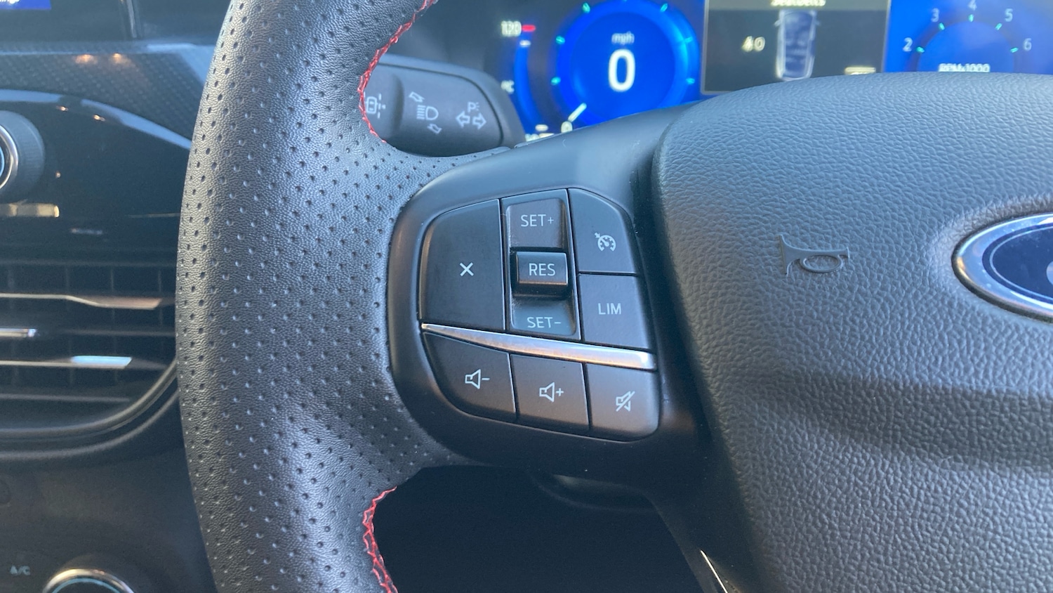 Used Ford Kuga 2023 for sale - 76477154: Photo 25