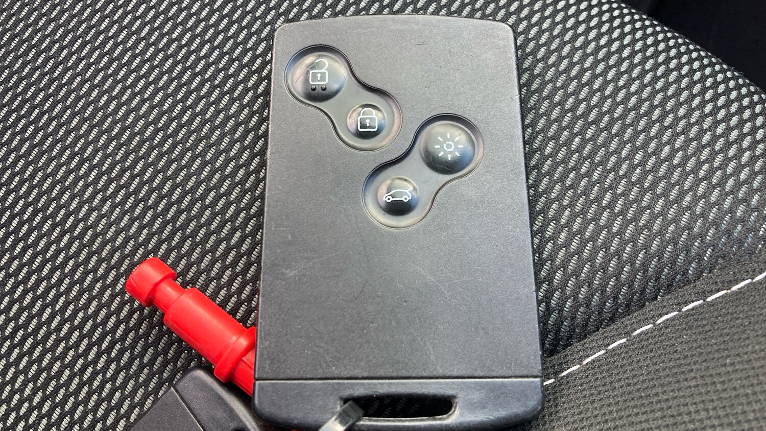 Used Renault Clio 2019 for sale - 77844593: Photo 19