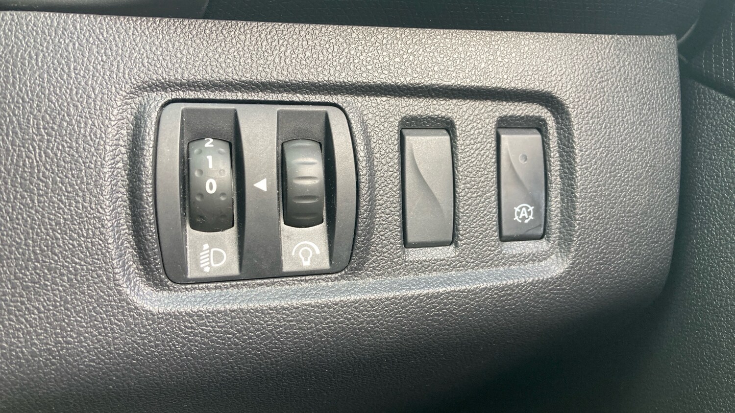 Used Renault Clio 2019 for sale - 77844593: Photo 22