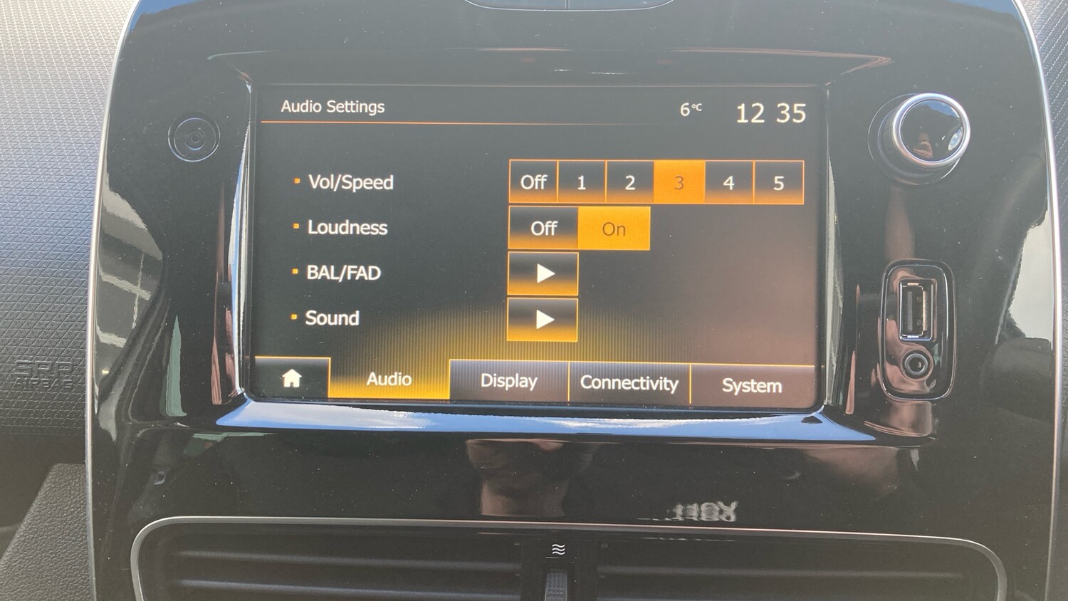 Used Renault Clio 2019 for sale - 77844593: Photo 32