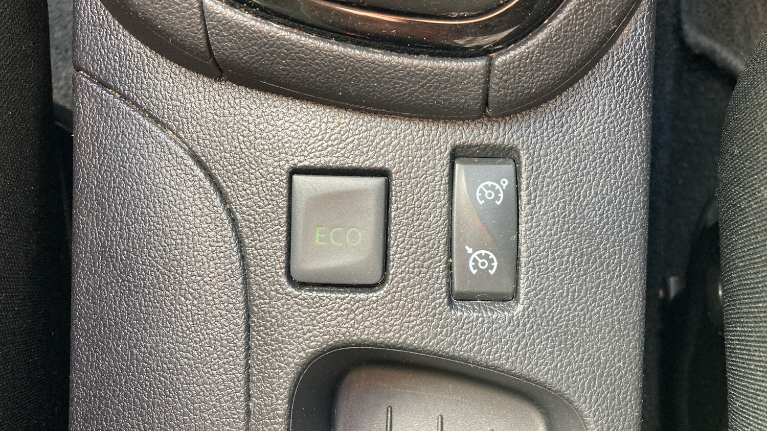 Used Renault Clio 2019 for sale - 77844593: Photo 37