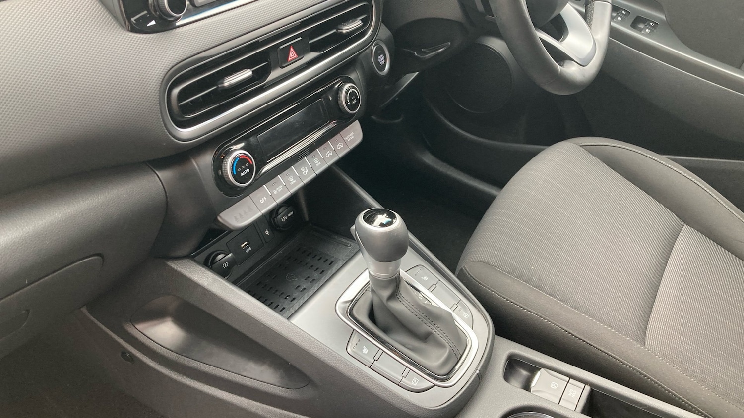 Used Hyundai KONA 2022 for sale - 76598841: Photo 13