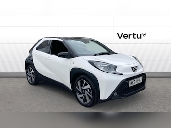 2024 (74) - 1.0 VVT-i Edge 5dr Petrol Hatchback