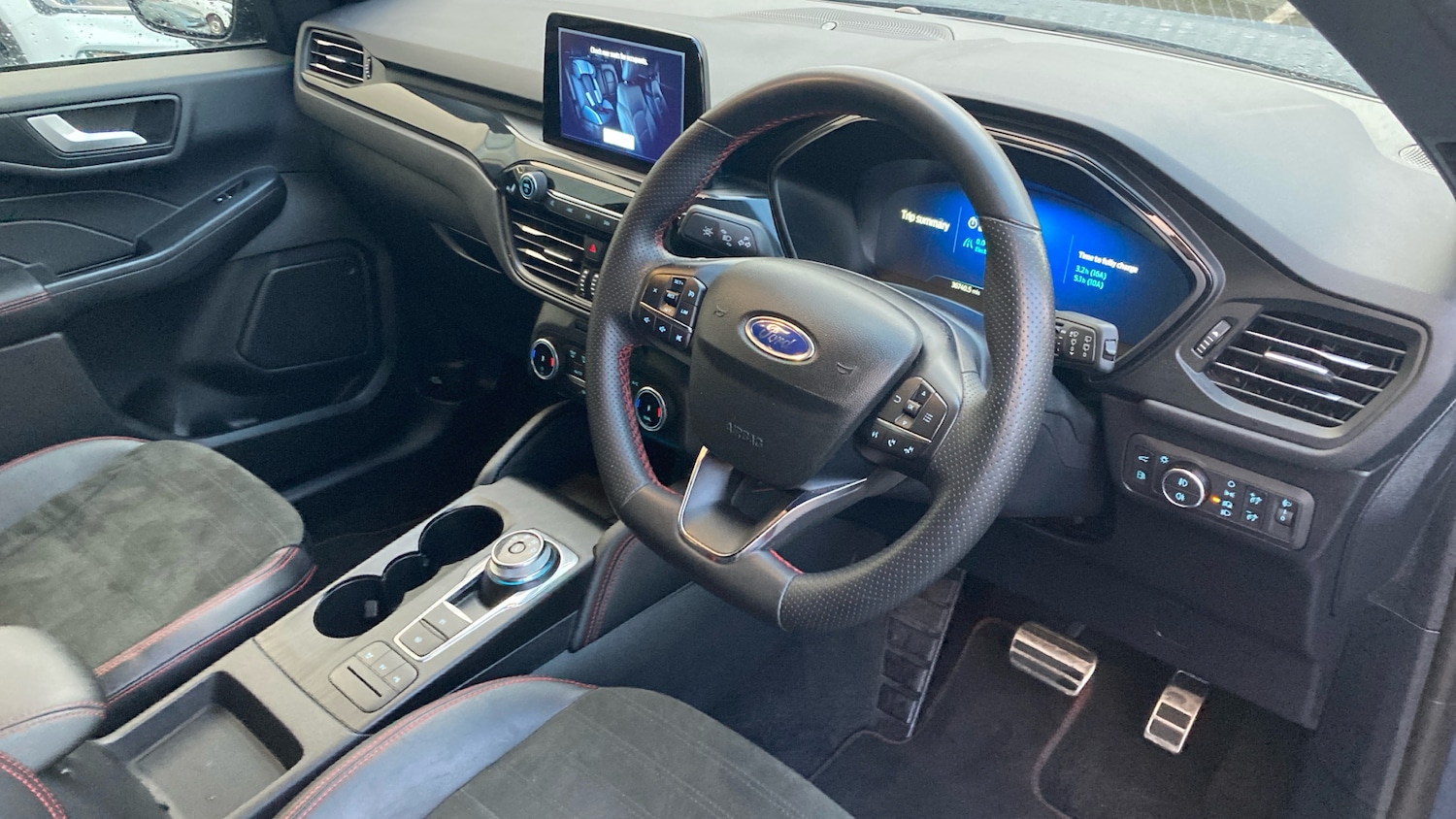 Used Ford Kuga 2024 for sale - 76908504: Photo 11