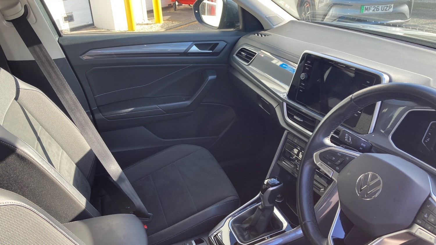 Used Volkswagen T-Roc 2023 for sale - 77743187: Photo 14