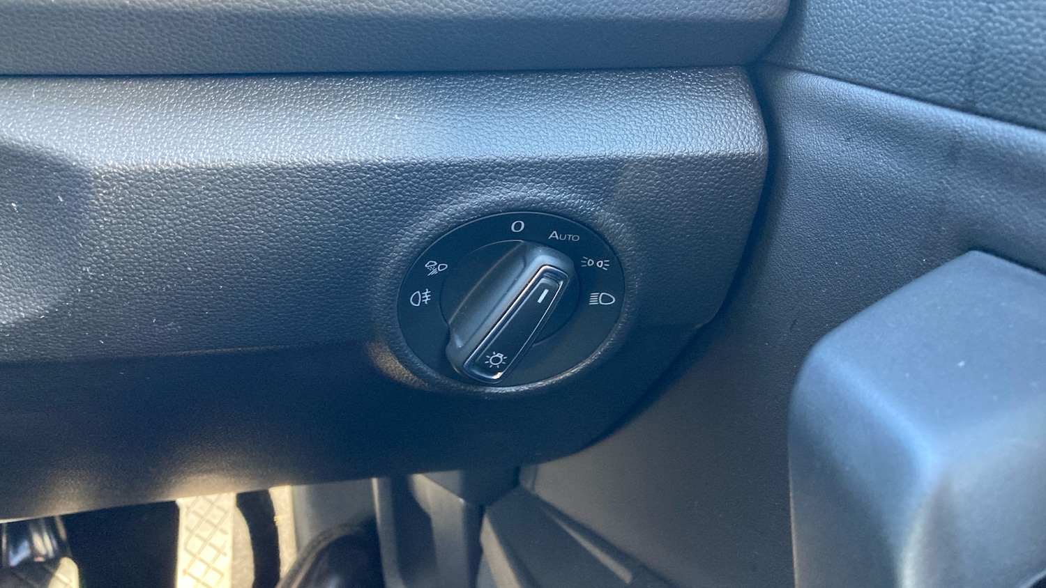 Used Volkswagen T-Roc 2023 for sale - 77743187: Photo 29