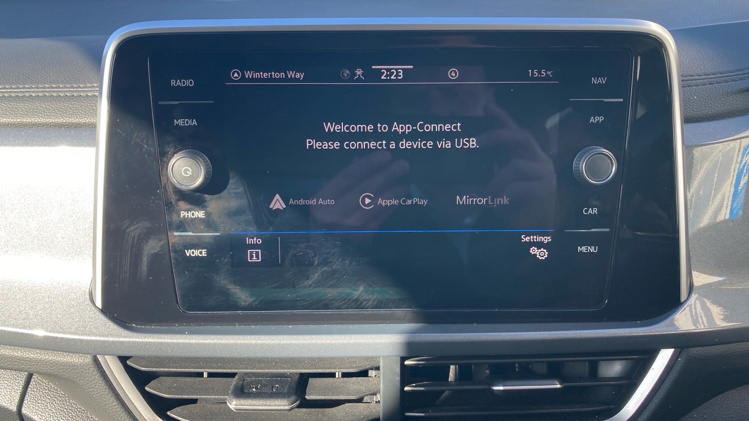 Used Volkswagen T-Roc 2023 for sale - 77743187: Photo 35