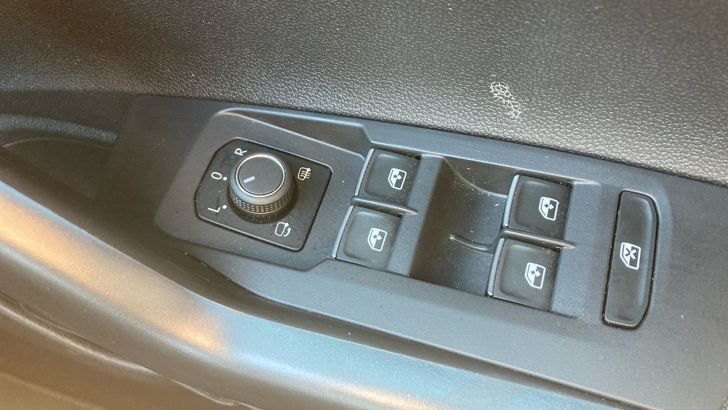 Used Volkswagen Taigo 2024 for sale - 77953855: Photo 21