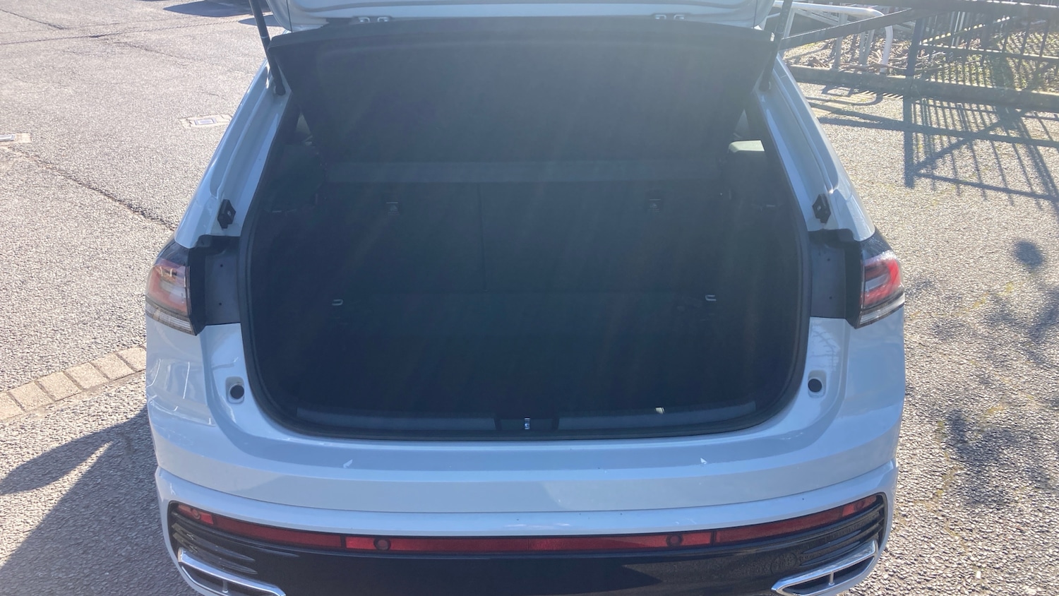 Used Volkswagen Taigo 2024 for sale - 77953855: Photo 4