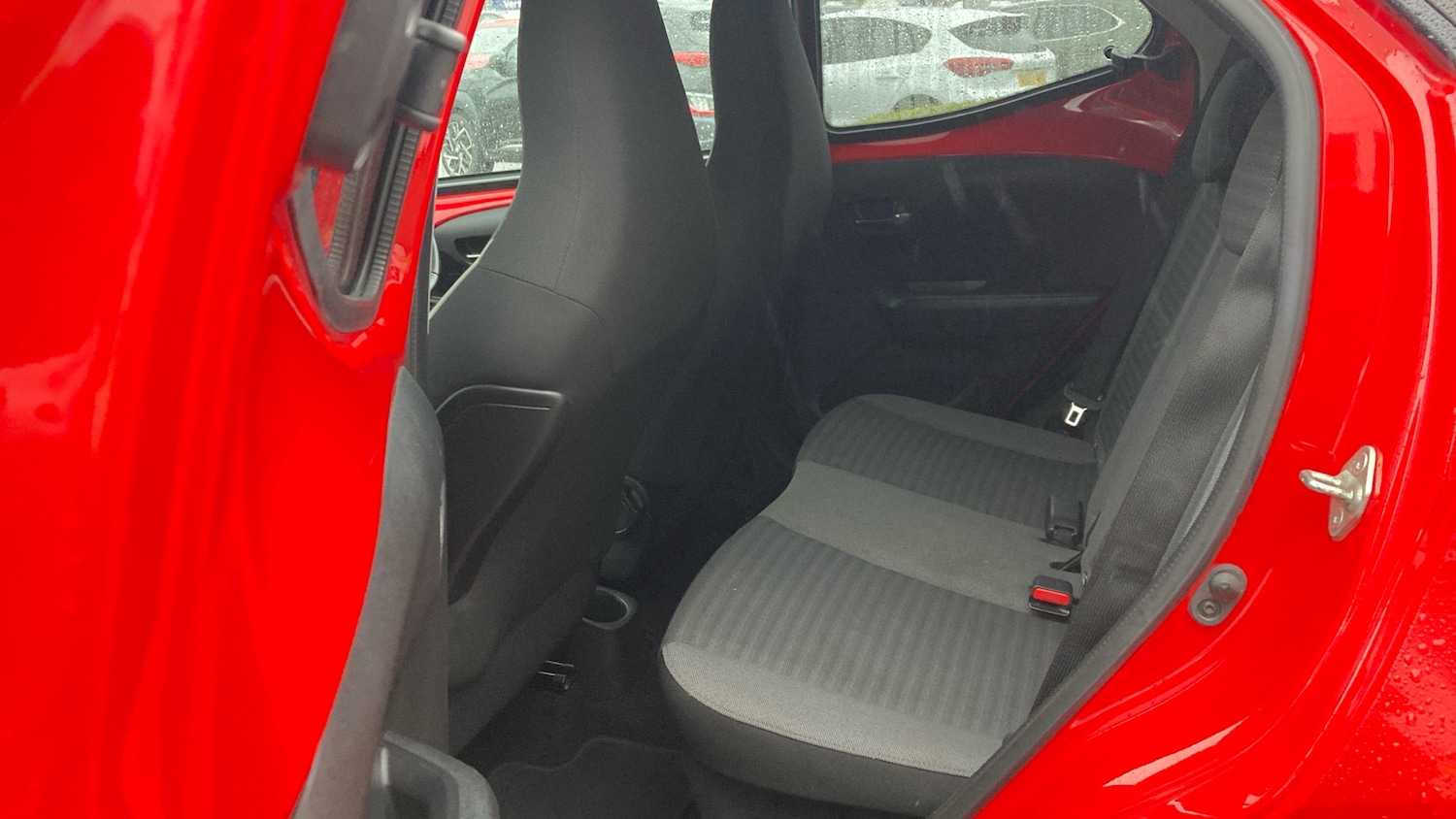 Used Toyota AYGO 2019 for sale - 76669104: Photo 16