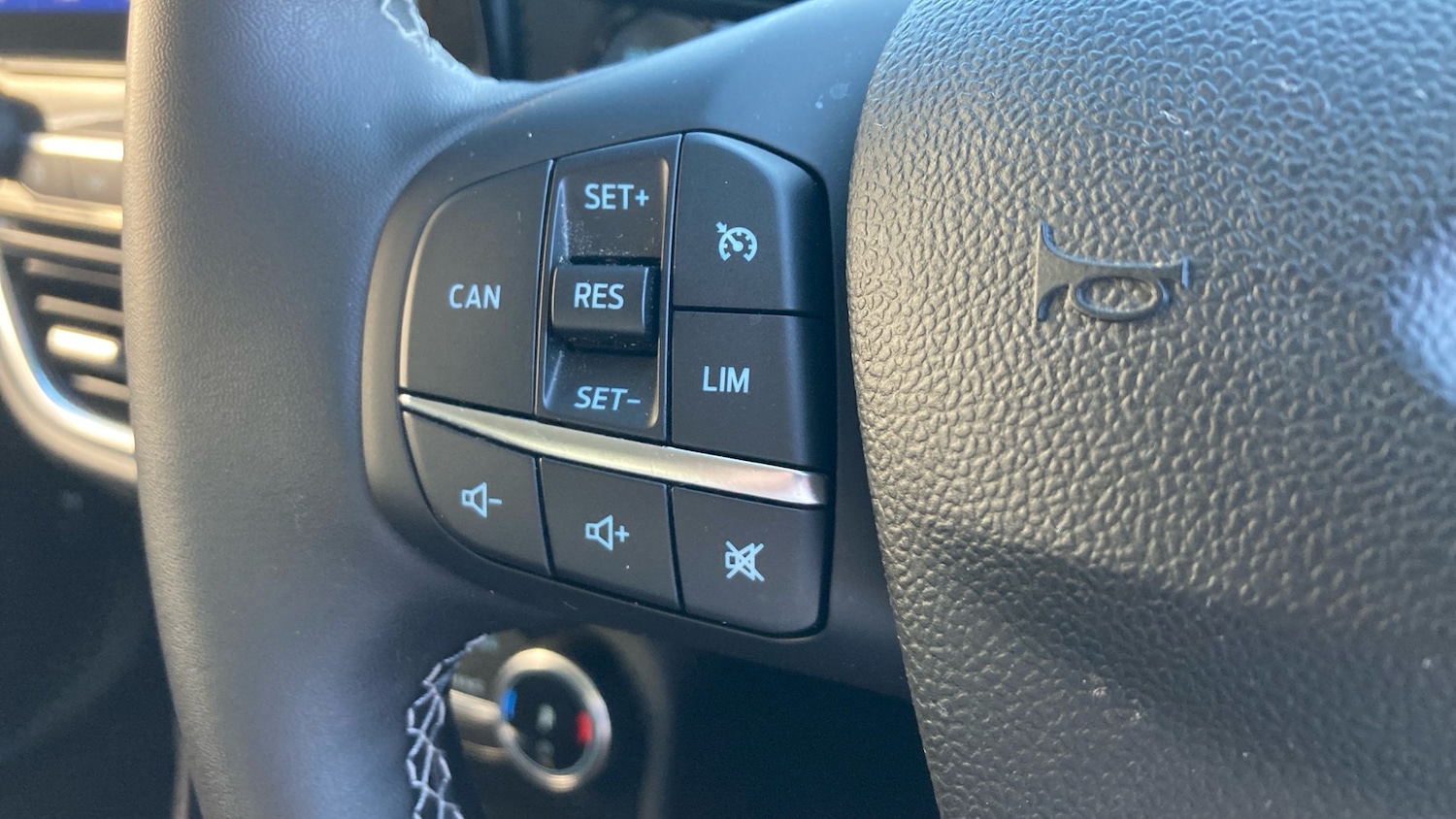 Used Ford Puma 2023 for sale - 76477161: Photo 24