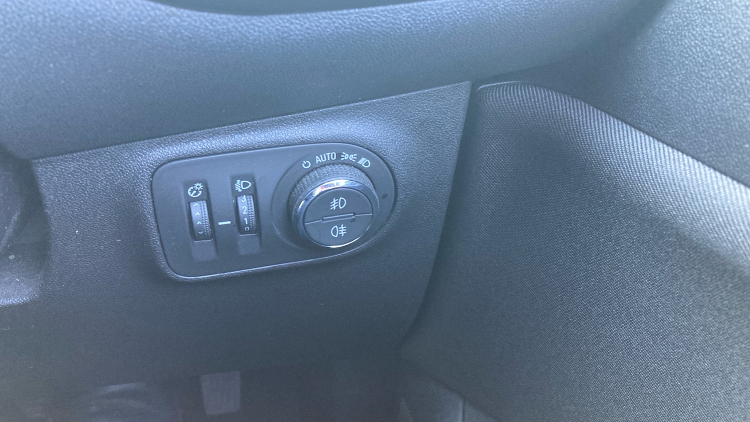 Used Vauxhall Corsa 2019 for sale - 77760514: Photo 31