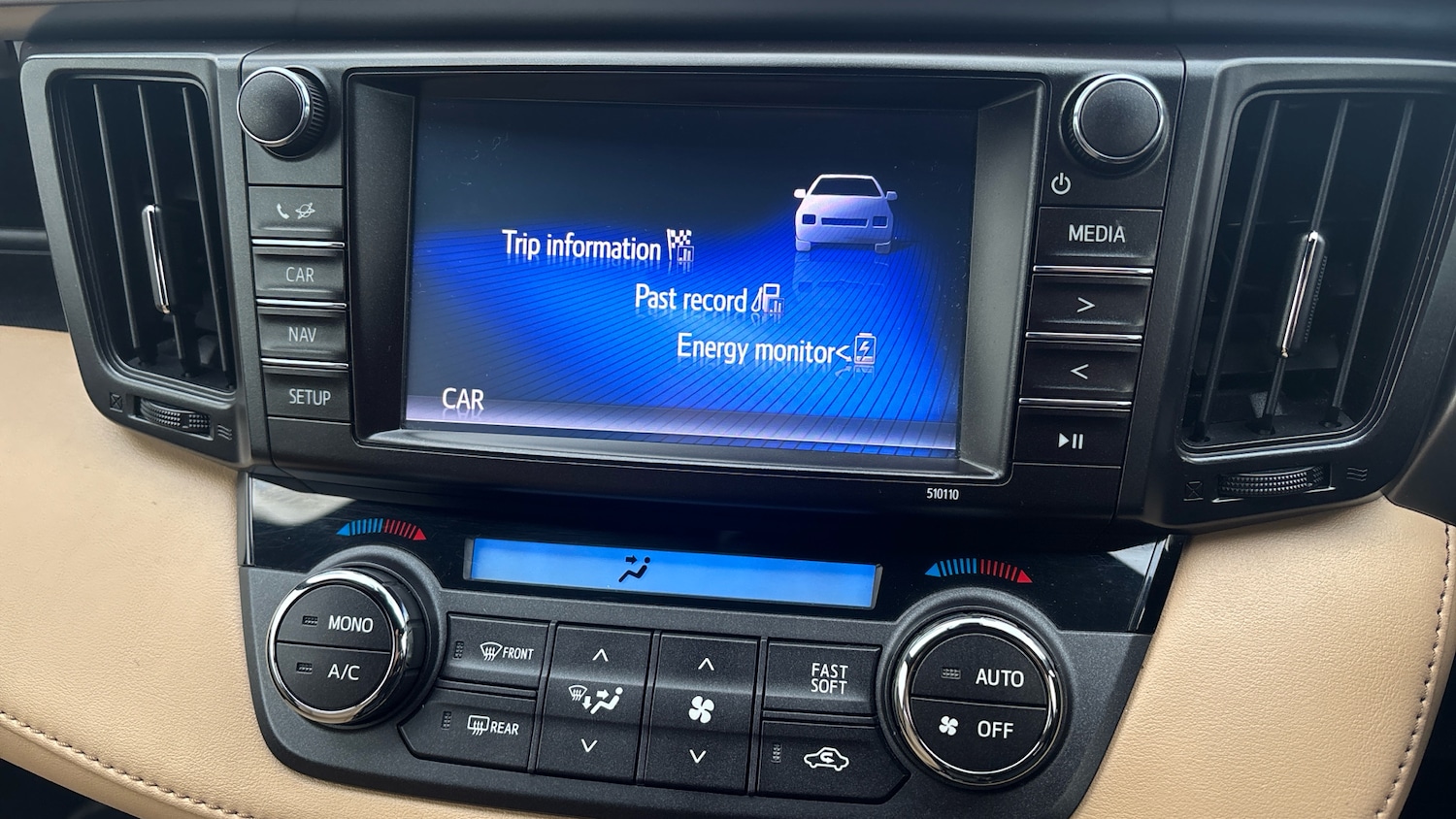 Used Toyota RAV4 2017 for sale - 77363284: Photo 12