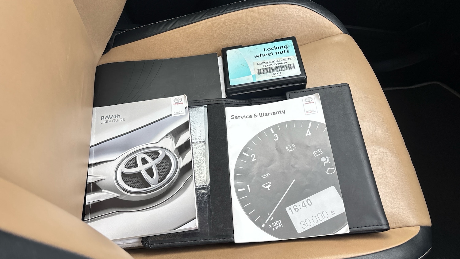 Used Toyota RAV4 2017 for sale - 77363284: Photo 19