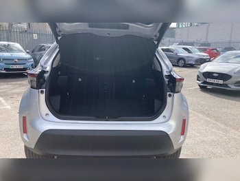 Used Toyota Yaris Cross 2024 for sale - 78109234: Photo