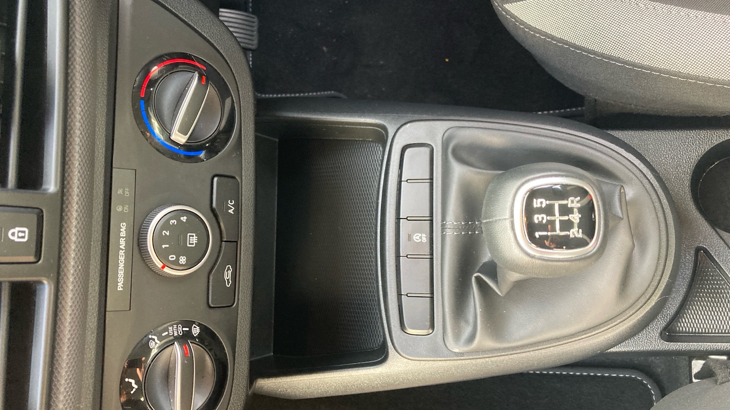 Used Hyundai i10 2024 for sale - 77023368: Photo 13