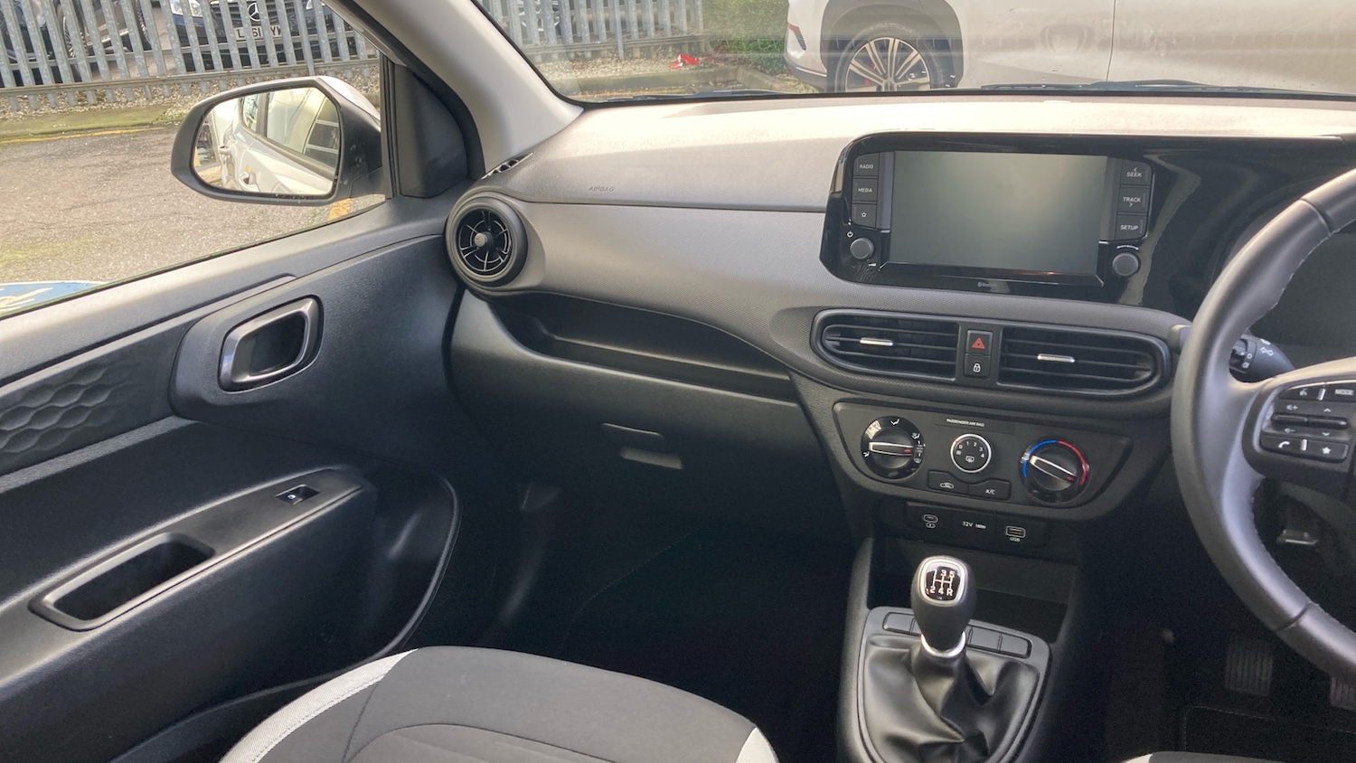 Used Hyundai i10 2024 for sale - 77023368: Photo 14