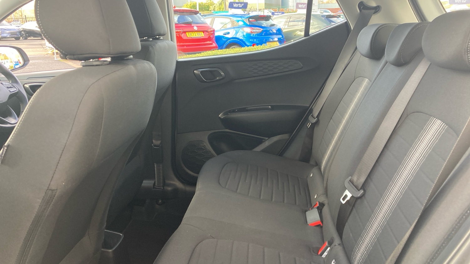 Used Hyundai i10 2024 for sale - 77023368: Photo 16