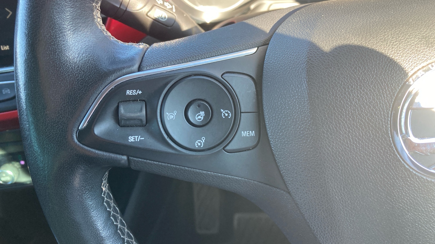 Used Vauxhall Crossland 2021 for sale - 77951382: Photo 32