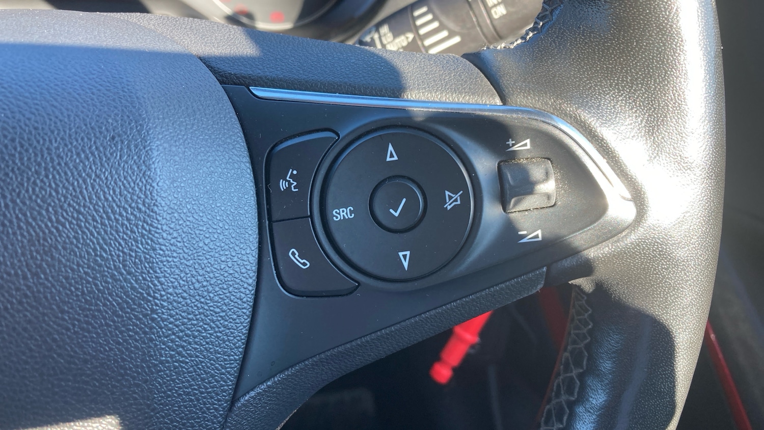 Used Vauxhall Crossland 2021 for sale - 77951382: Photo 34