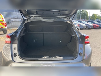 Used Nissan Juke 2023 for sale - 79231213: Photo