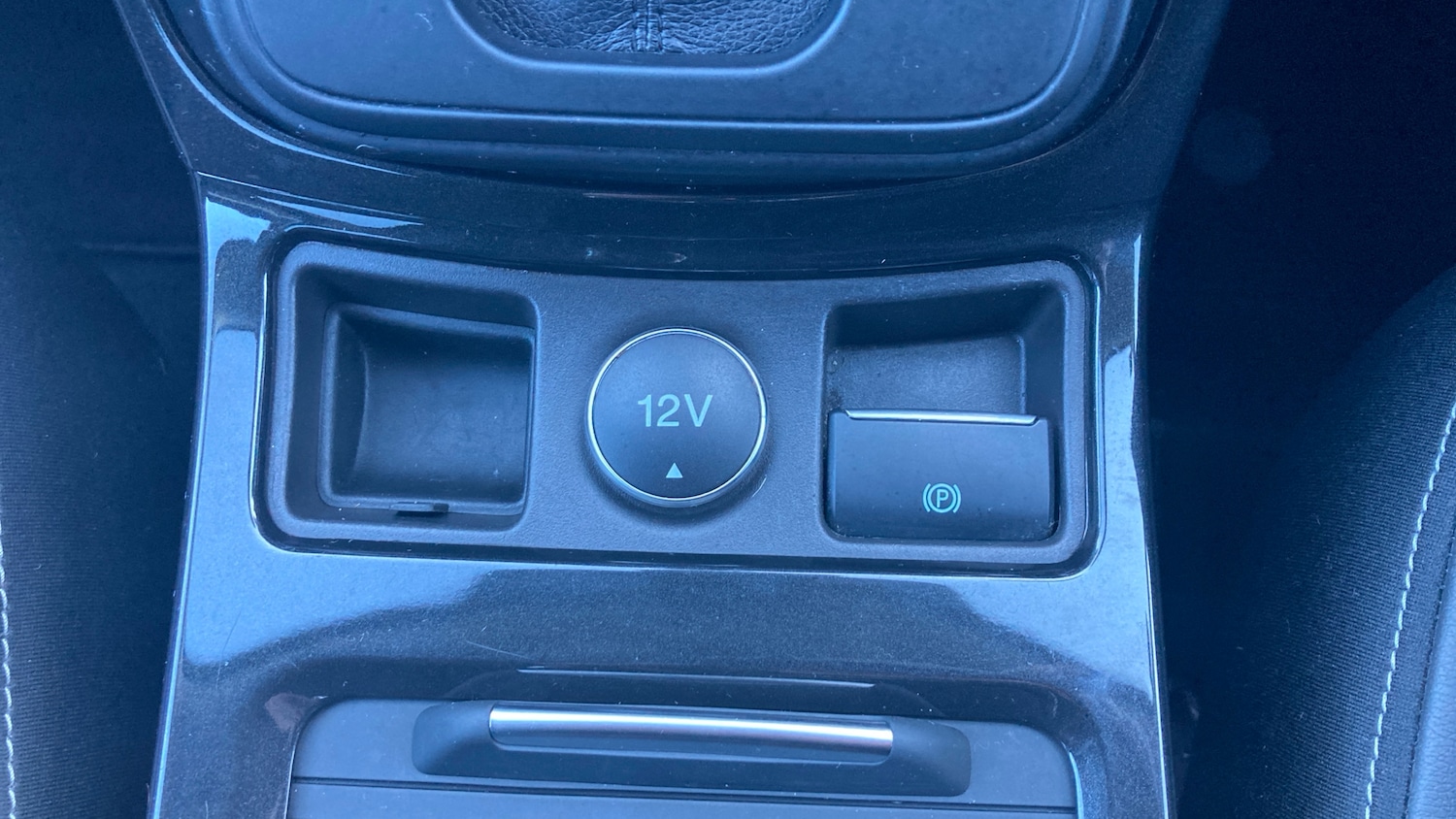 Used Ford Kuga 2019 for sale - 76576526: Photo 21