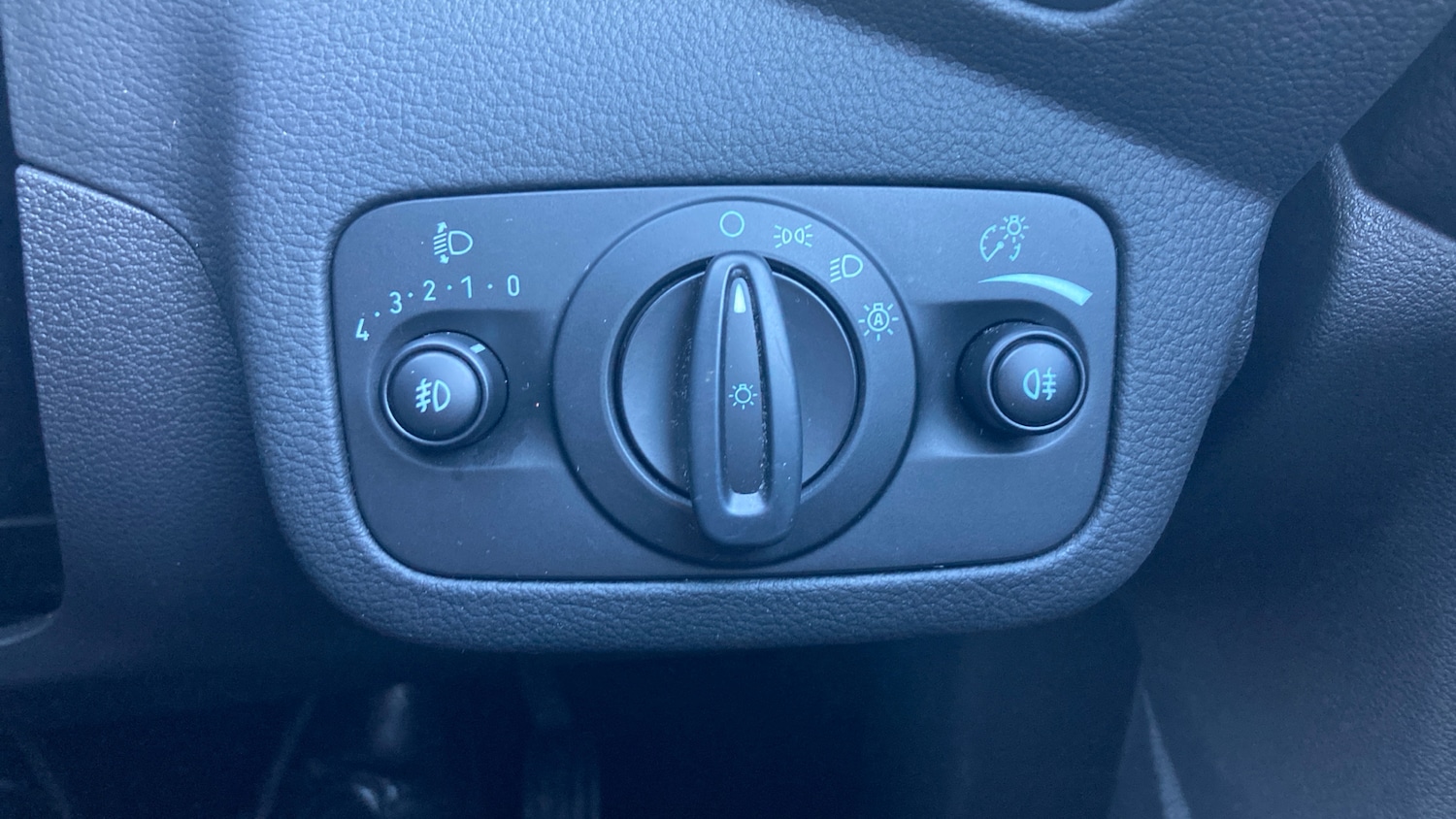 Used Ford Kuga 2019 for sale - 76576526: Photo 26