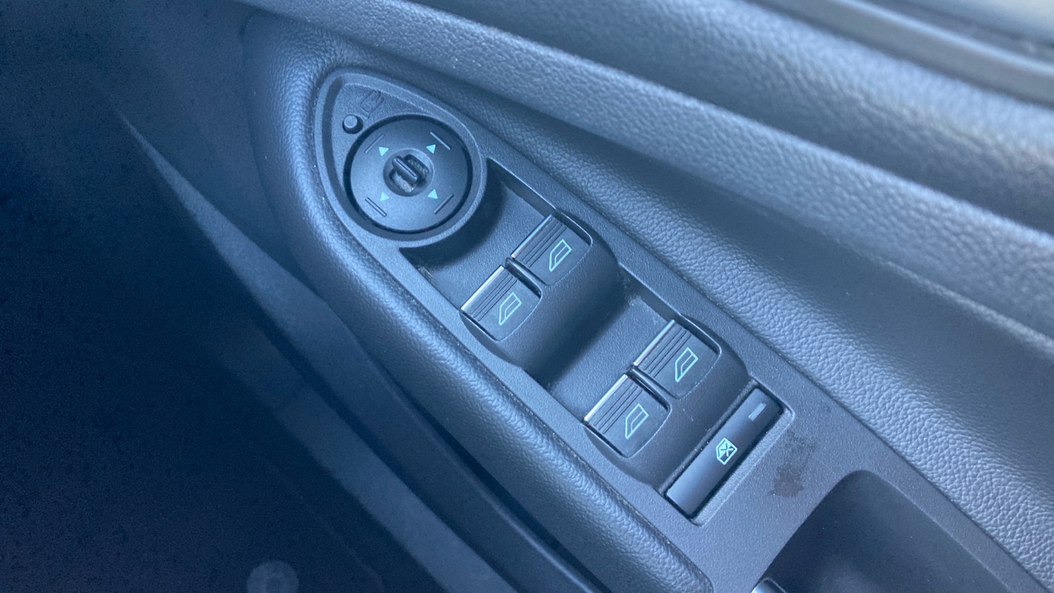 Used Ford Kuga 2019 for sale - 76576526: Photo 27