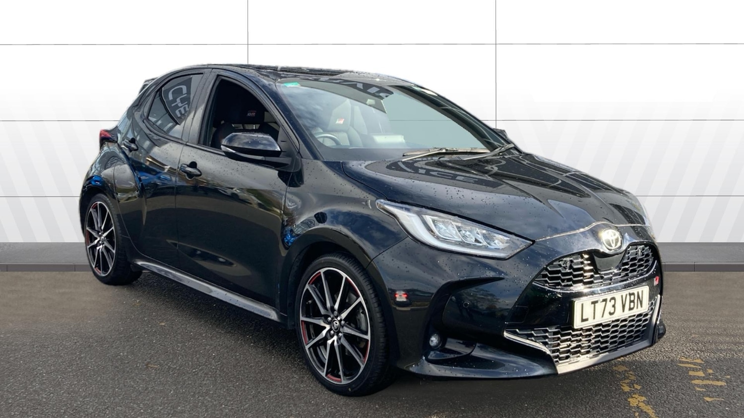 Used Toyota Yaris 2023 for sale - 76542799: Photo 1