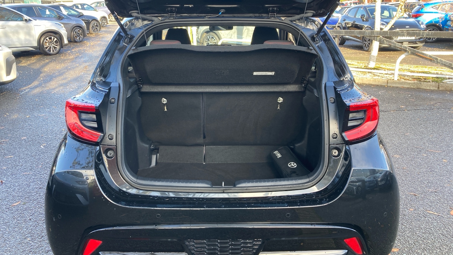 Used Toyota Yaris 2023 for sale - 76542799: Photo 4