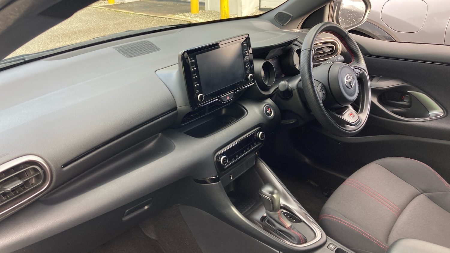 Used Toyota Yaris 2023 for sale - 76542799: Photo 9