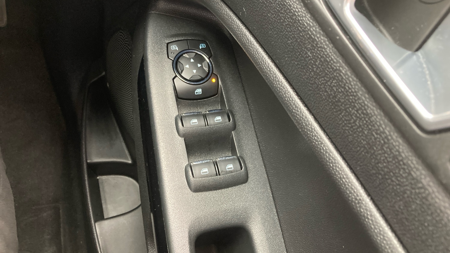 Used Ford Ecosport 2022 for sale - 76664680: Photo 33