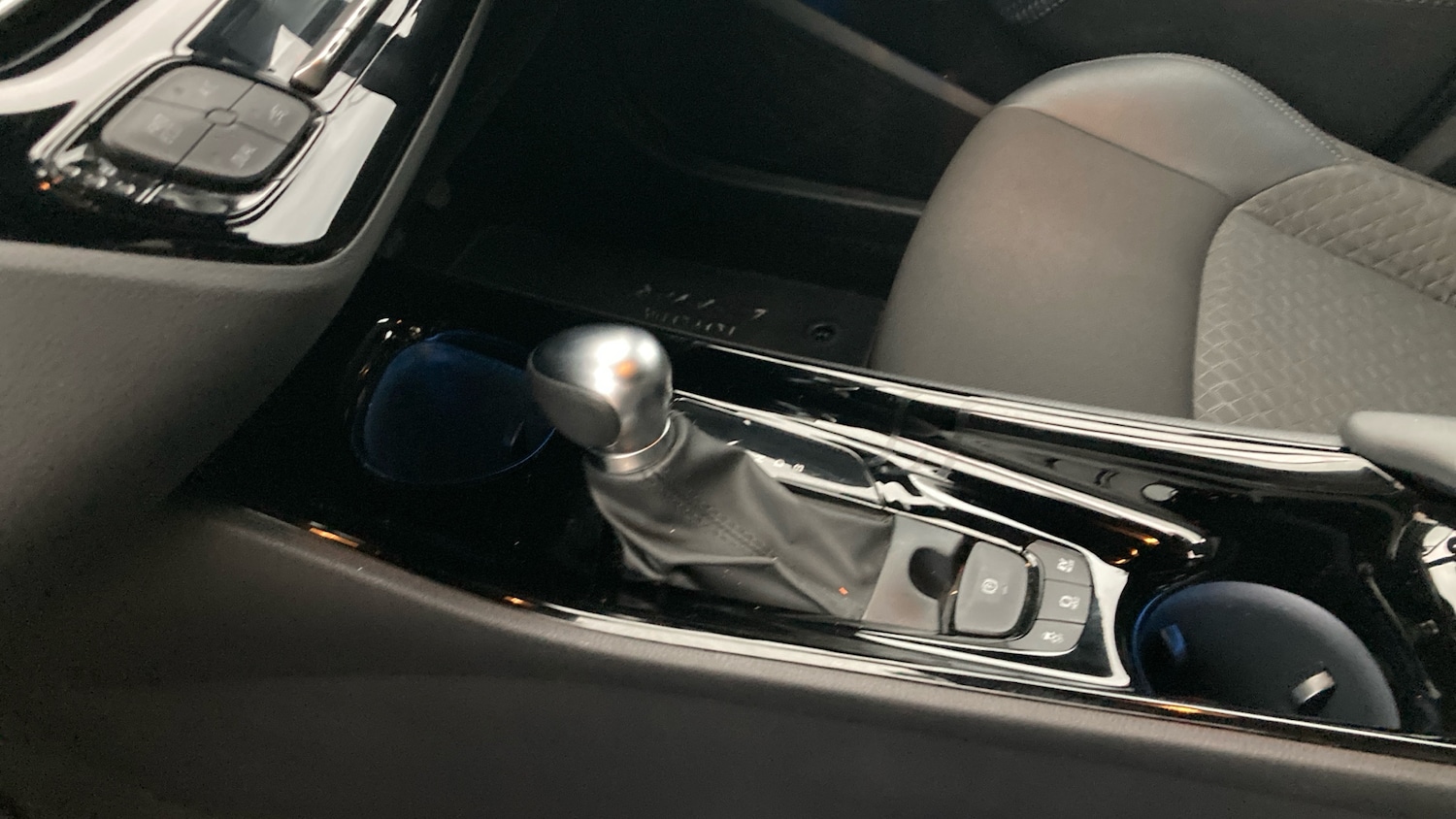 Used Toyota C-HR 2023 for sale - 76979313: Photo 13