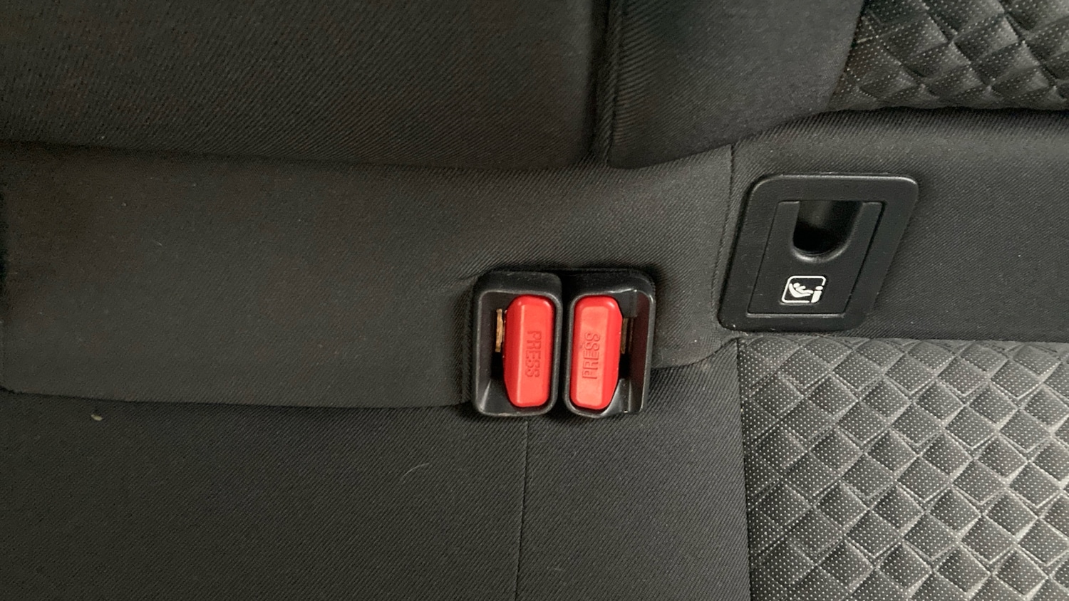 Used Toyota C-HR 2023 for sale - 76979313: Photo 17