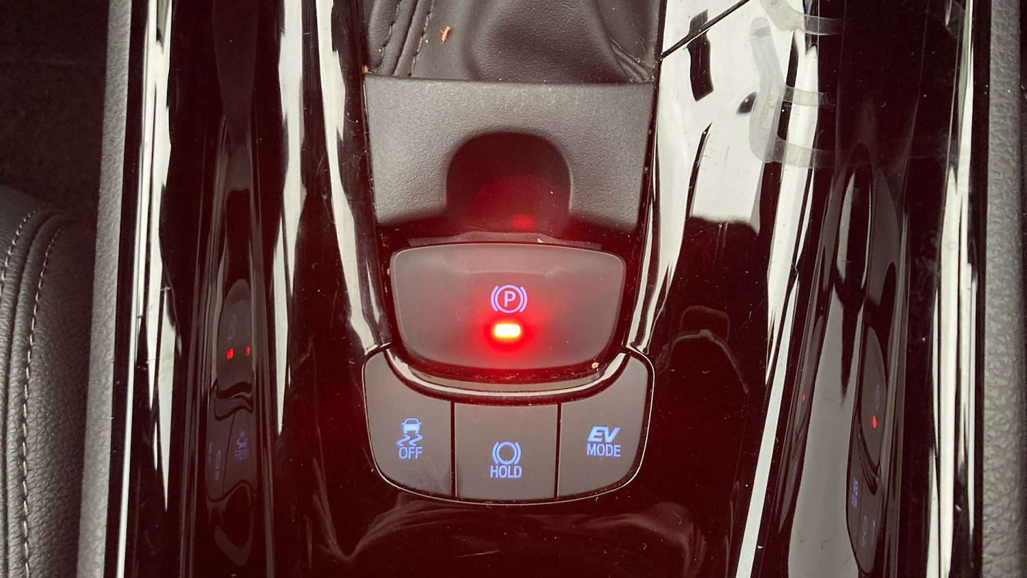 Used Toyota C-HR 2023 for sale - 76979313: Photo 21