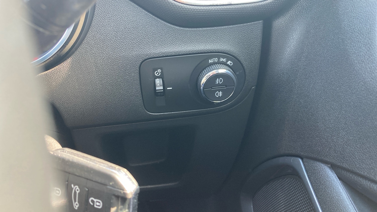 Used Vauxhall Crossland 2021 for sale - 77988980: Photo 29