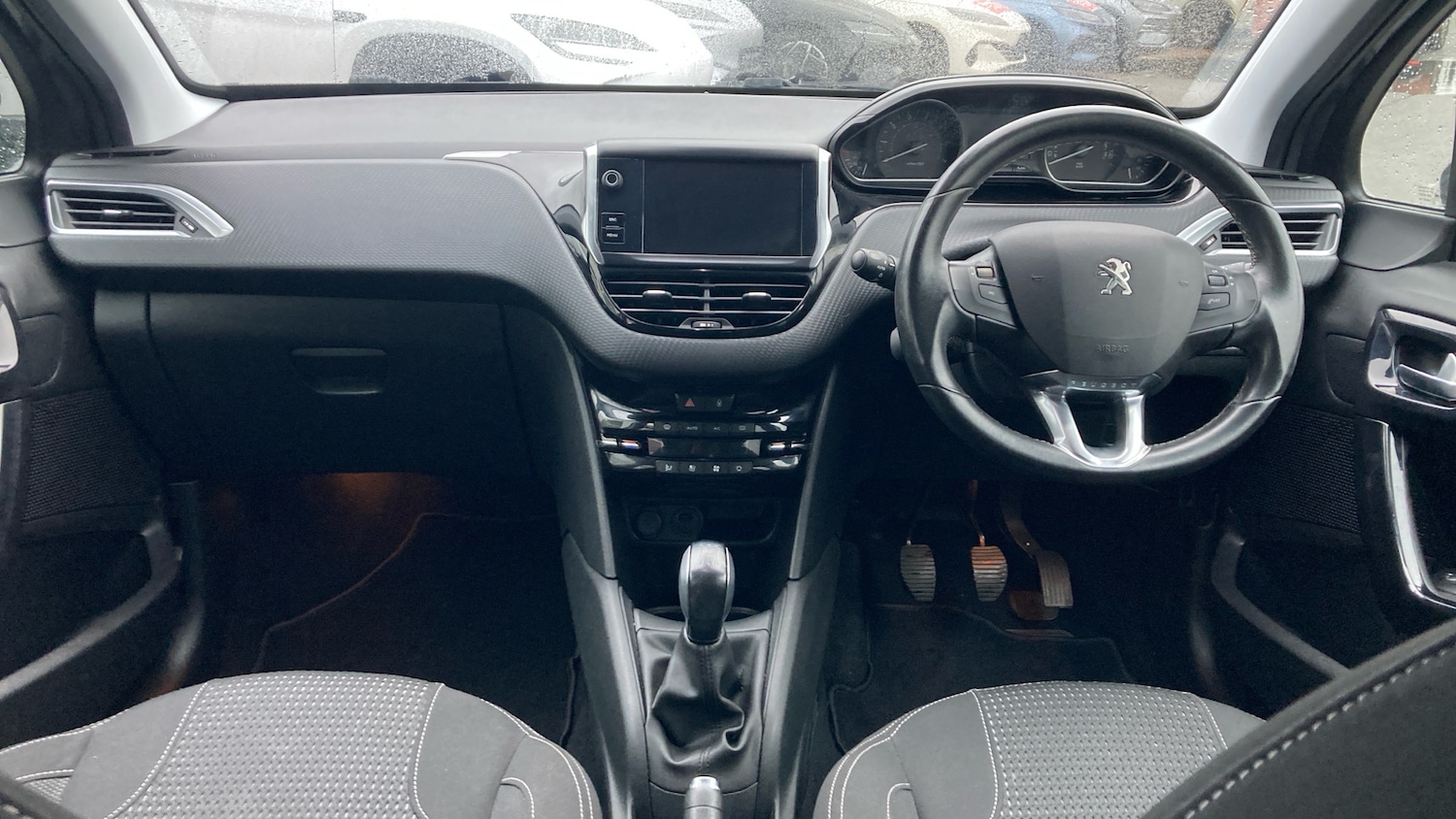 Used Peugeot 208 2019 for sale - 77128070: Photo 10