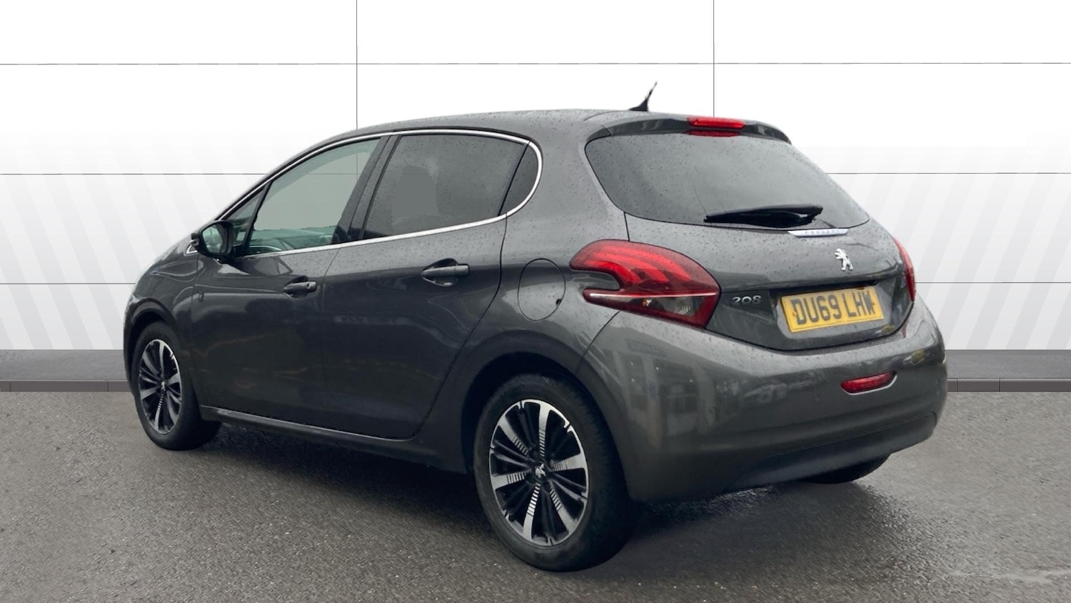 Used Peugeot 208 2019 for sale - 77128070: Photo 2