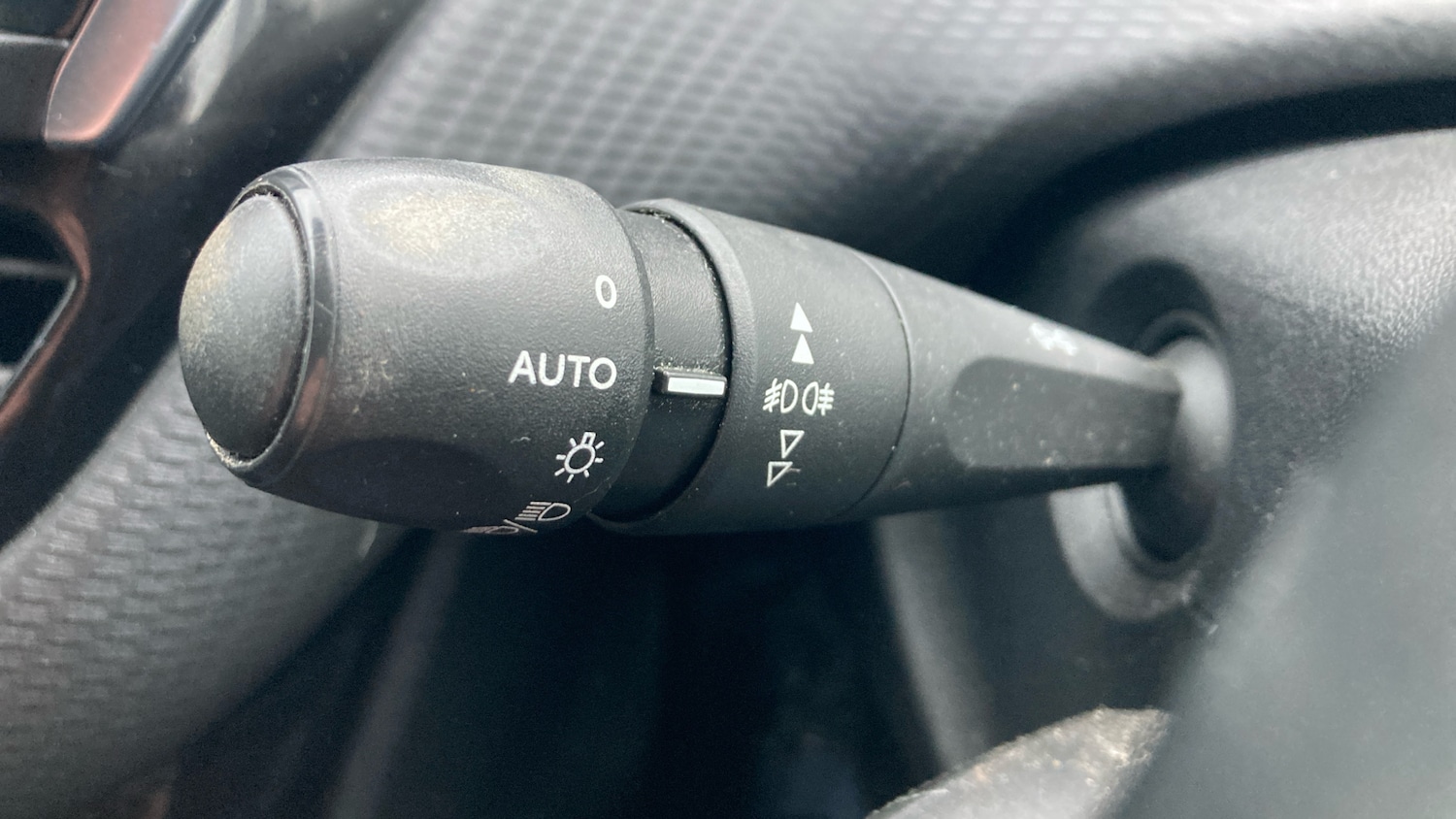 Used Peugeot 208 2019 for sale - 77128070: Photo 24