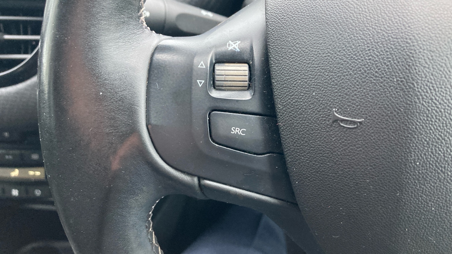 Used Peugeot 208 2019 for sale - 77128070: Photo 26