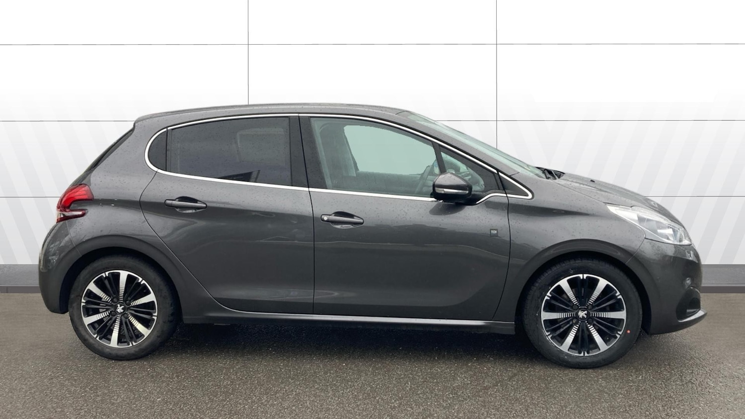 Used Peugeot 208 2019 for sale - 77128070: Photo 5