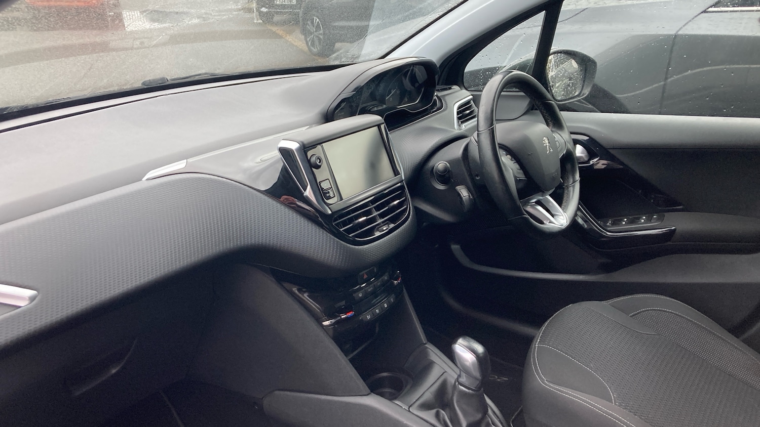 Used Peugeot 208 2019 for sale - 77128070: Photo 9