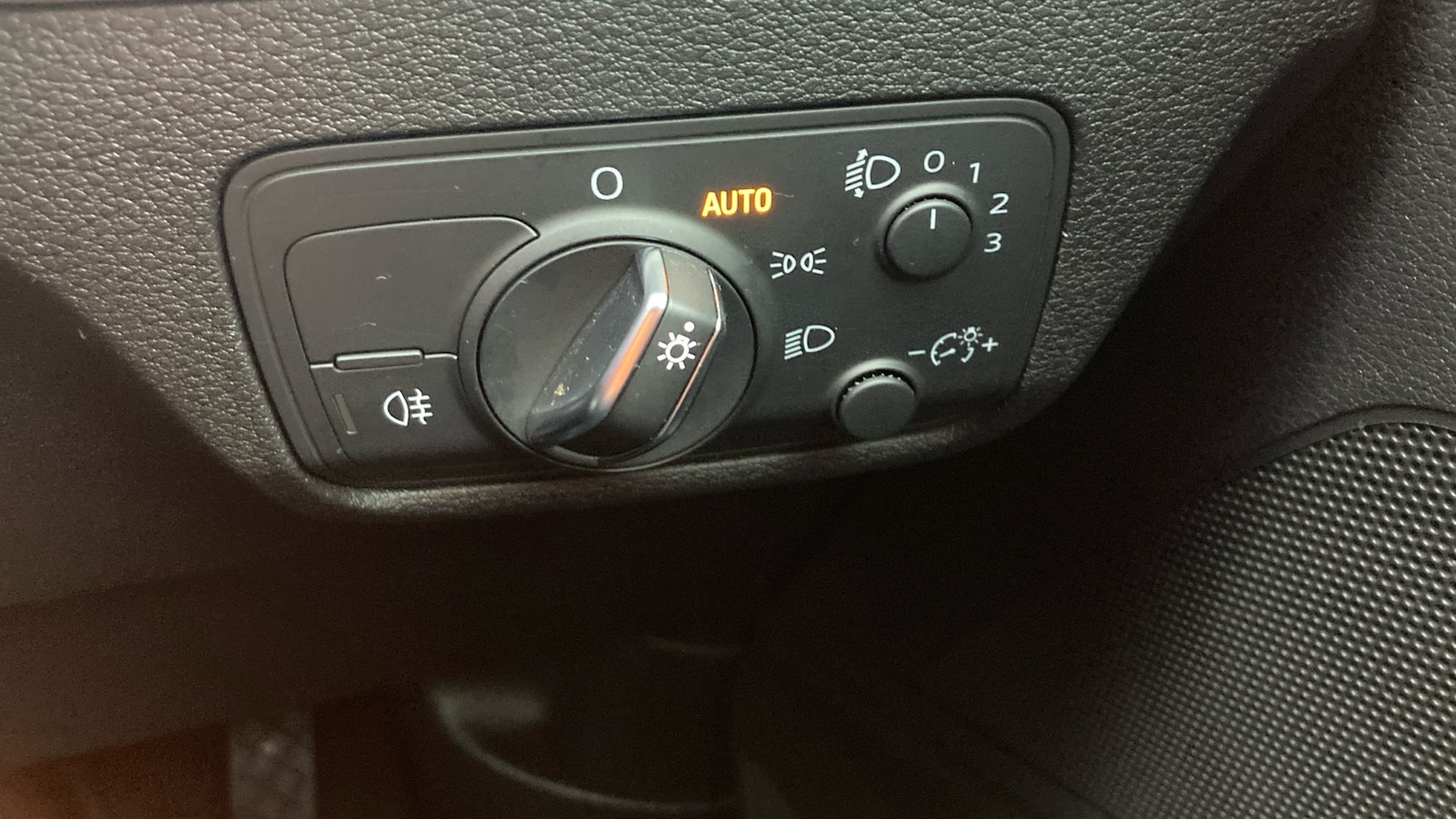 Used Audi Q2 2018 for sale - 76344561: Photo 27